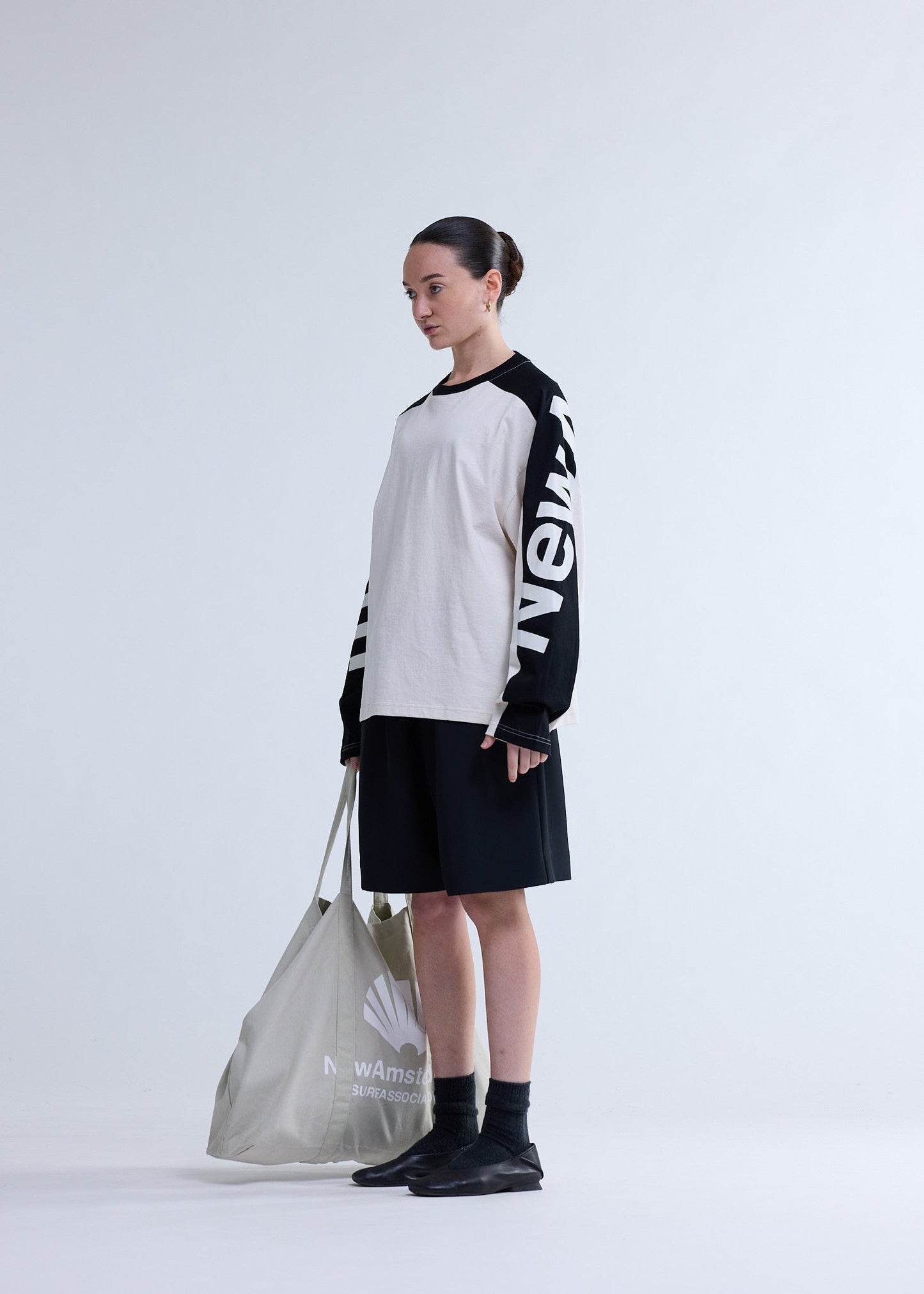NAME LONGSLEEVE WARM SAND/BLACK | Sand