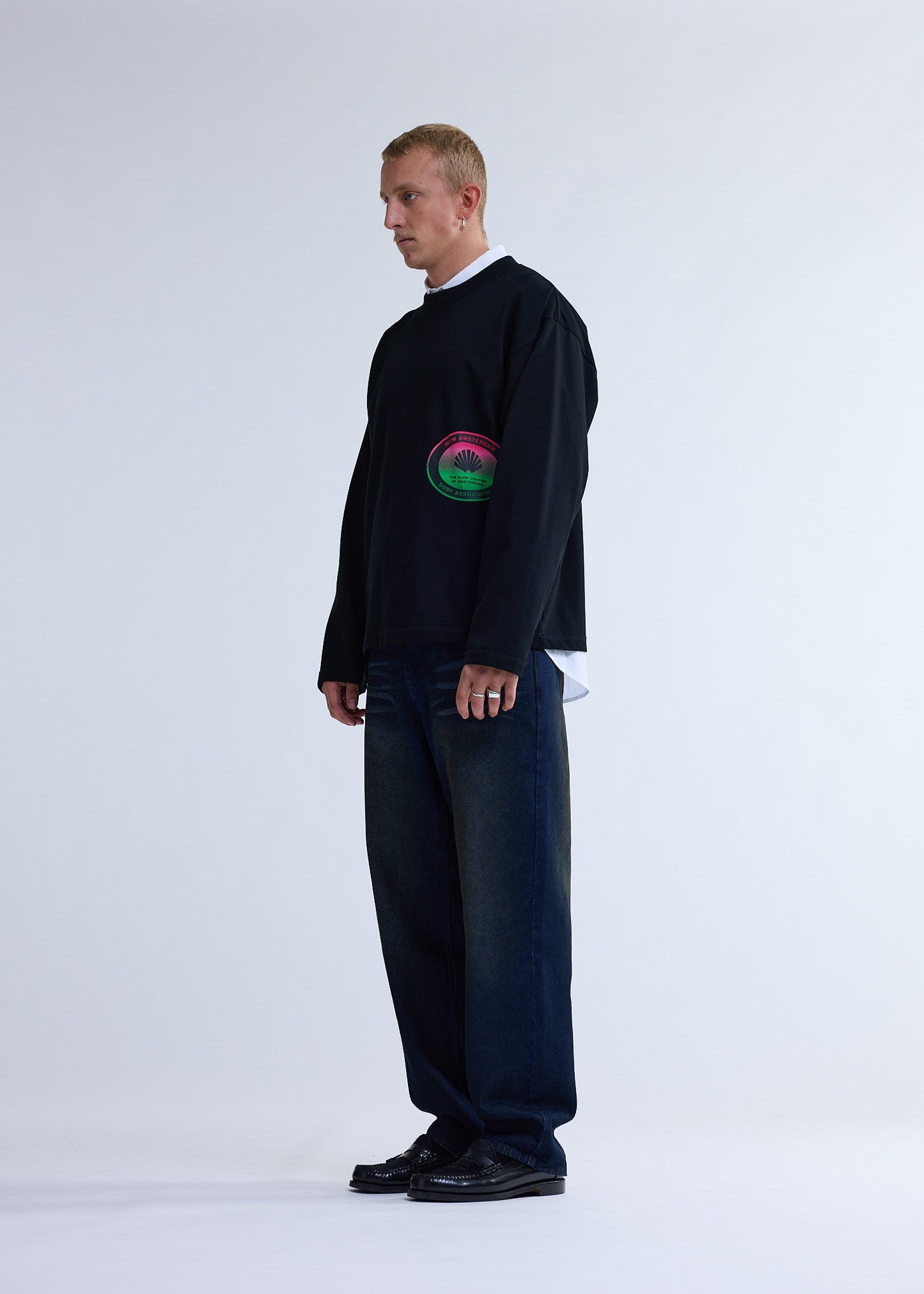 SURF CENTRE LONGSLEEVE BLACK | Black