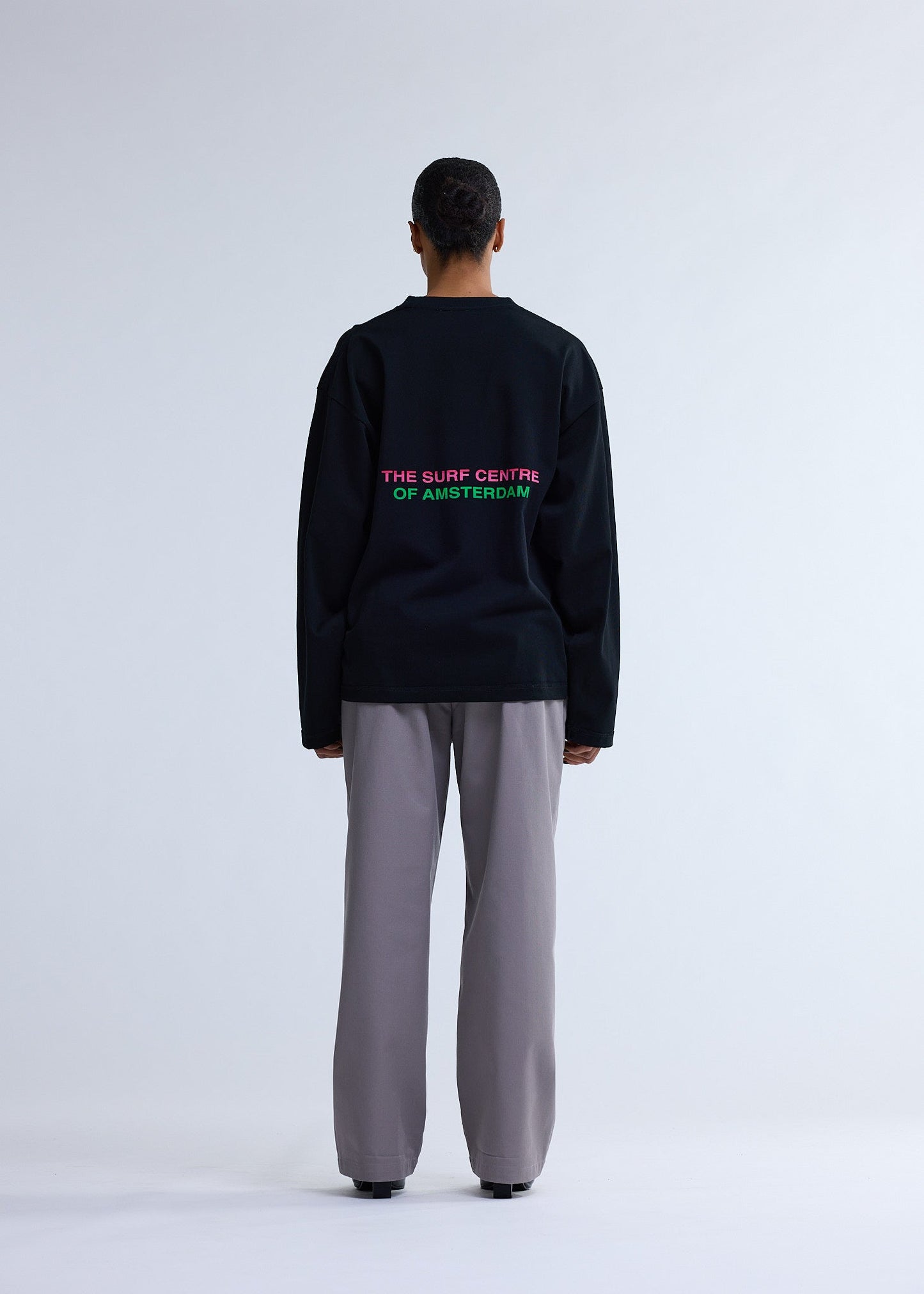 SURF CENTRE LONGSLEEVE BLACK | Black