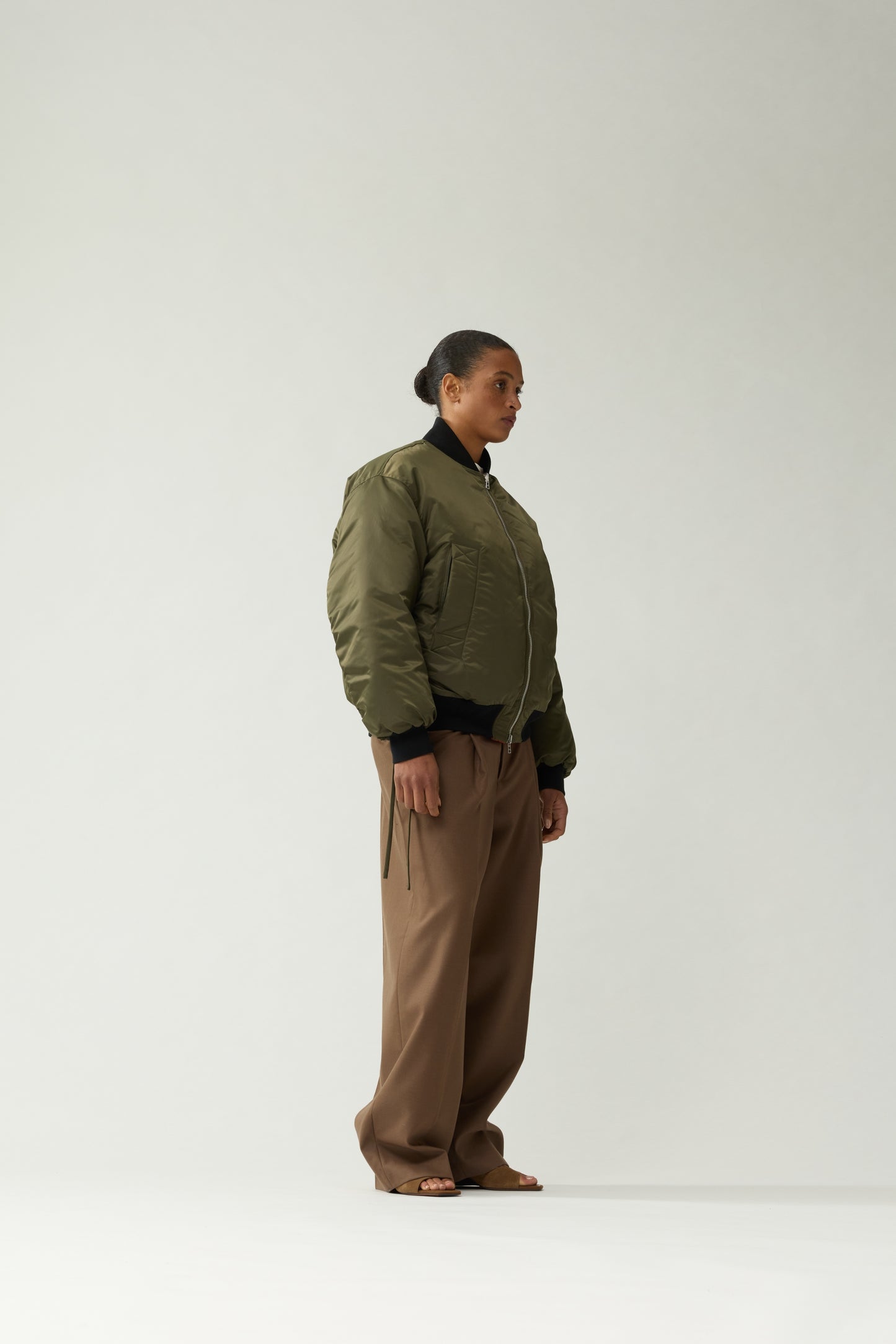 REVERSIBLE BOMBER JACKET | Army Green