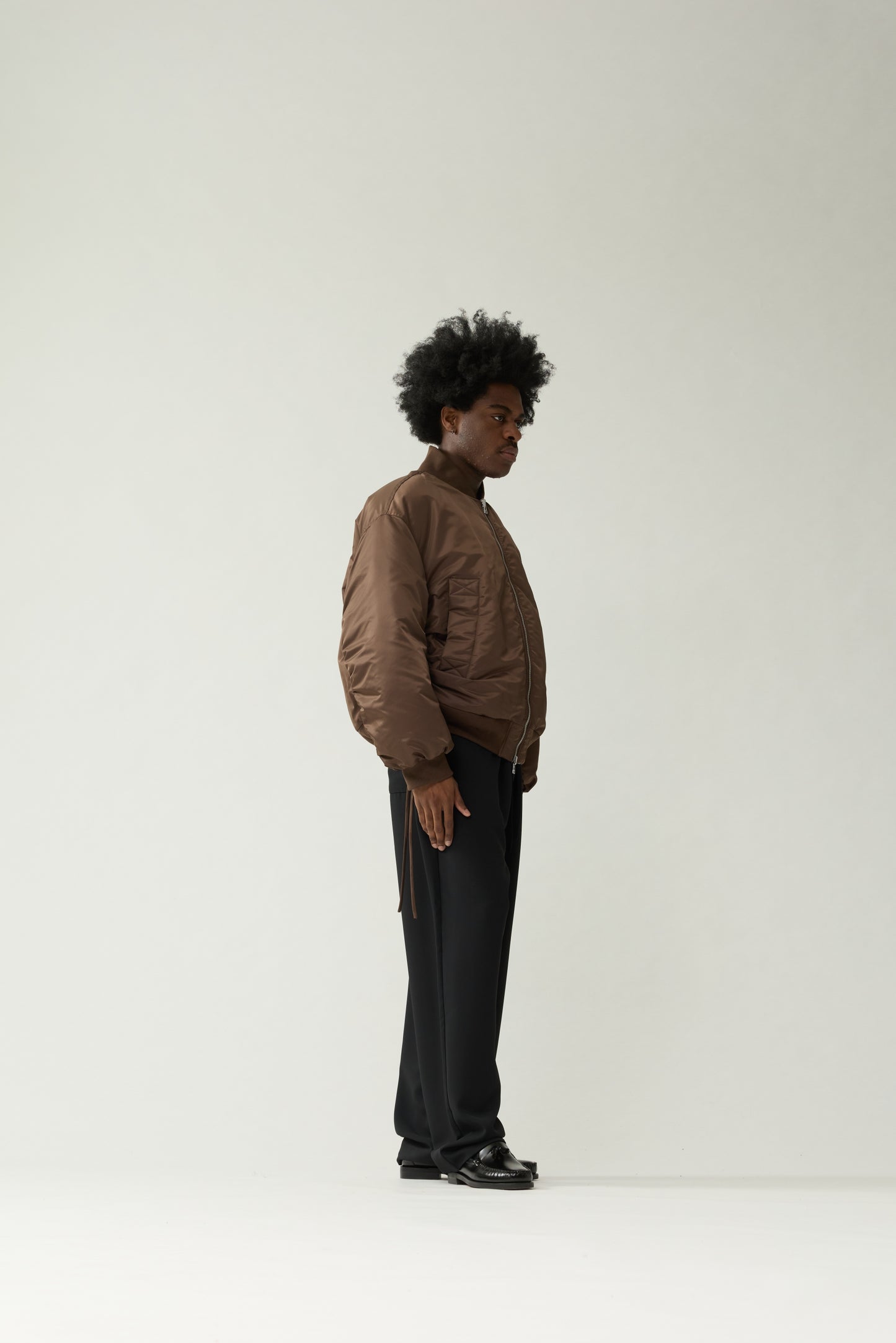 REVERSIBLE BOMBER JACKET | Brown