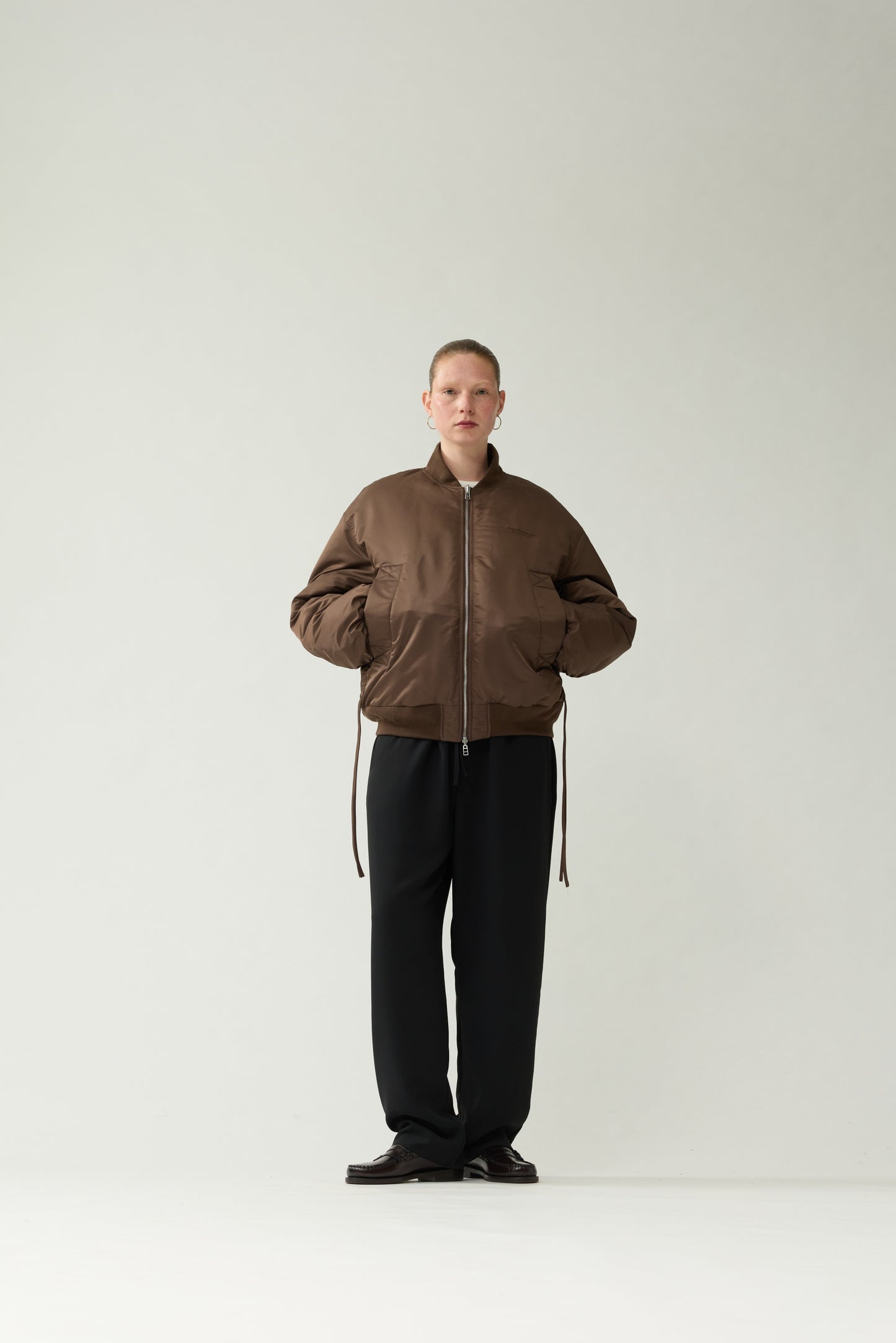 REVERSIBLE BOMBER JACKET | Brown
