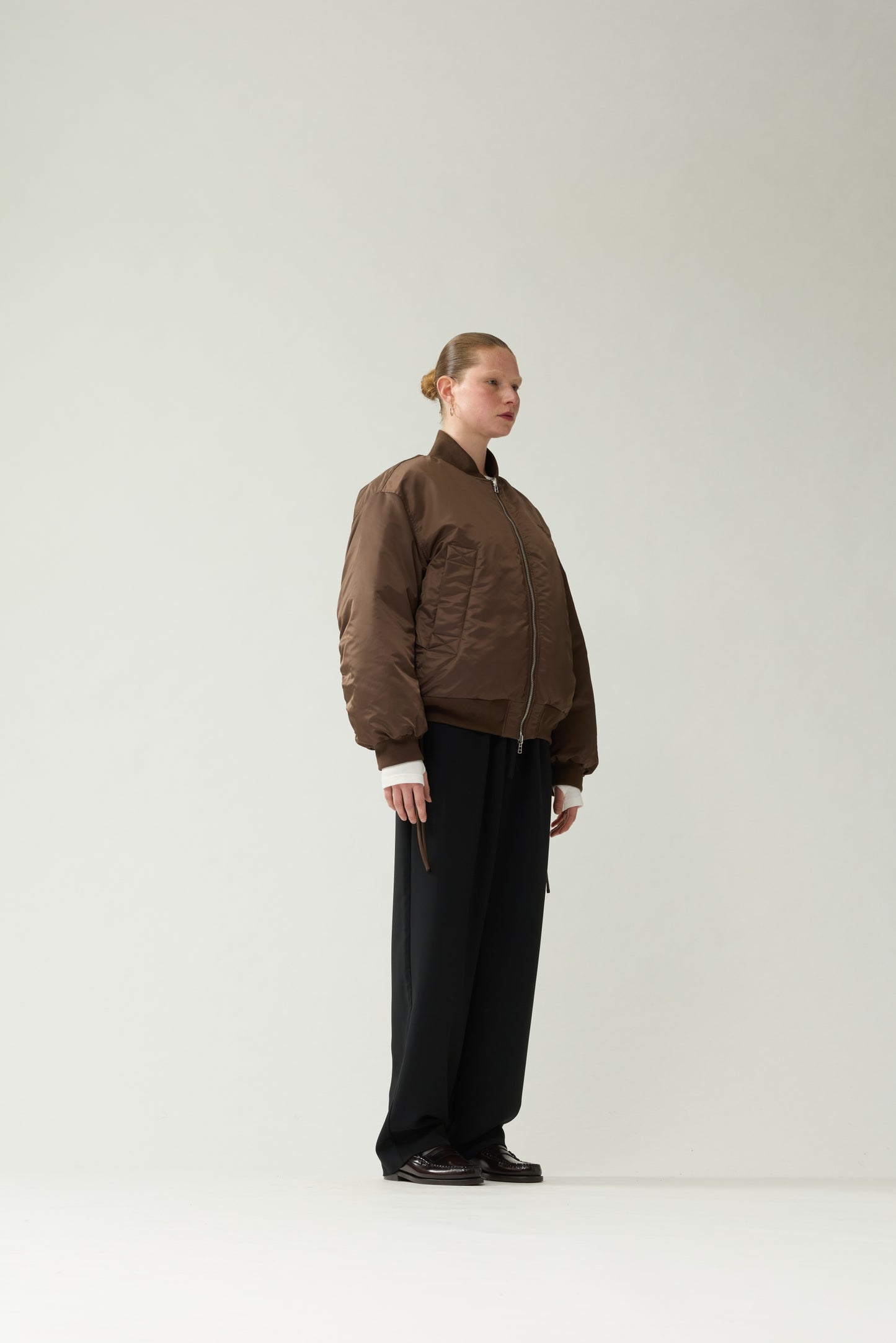 REVERSIBLE BOMBER JACKET | Brown