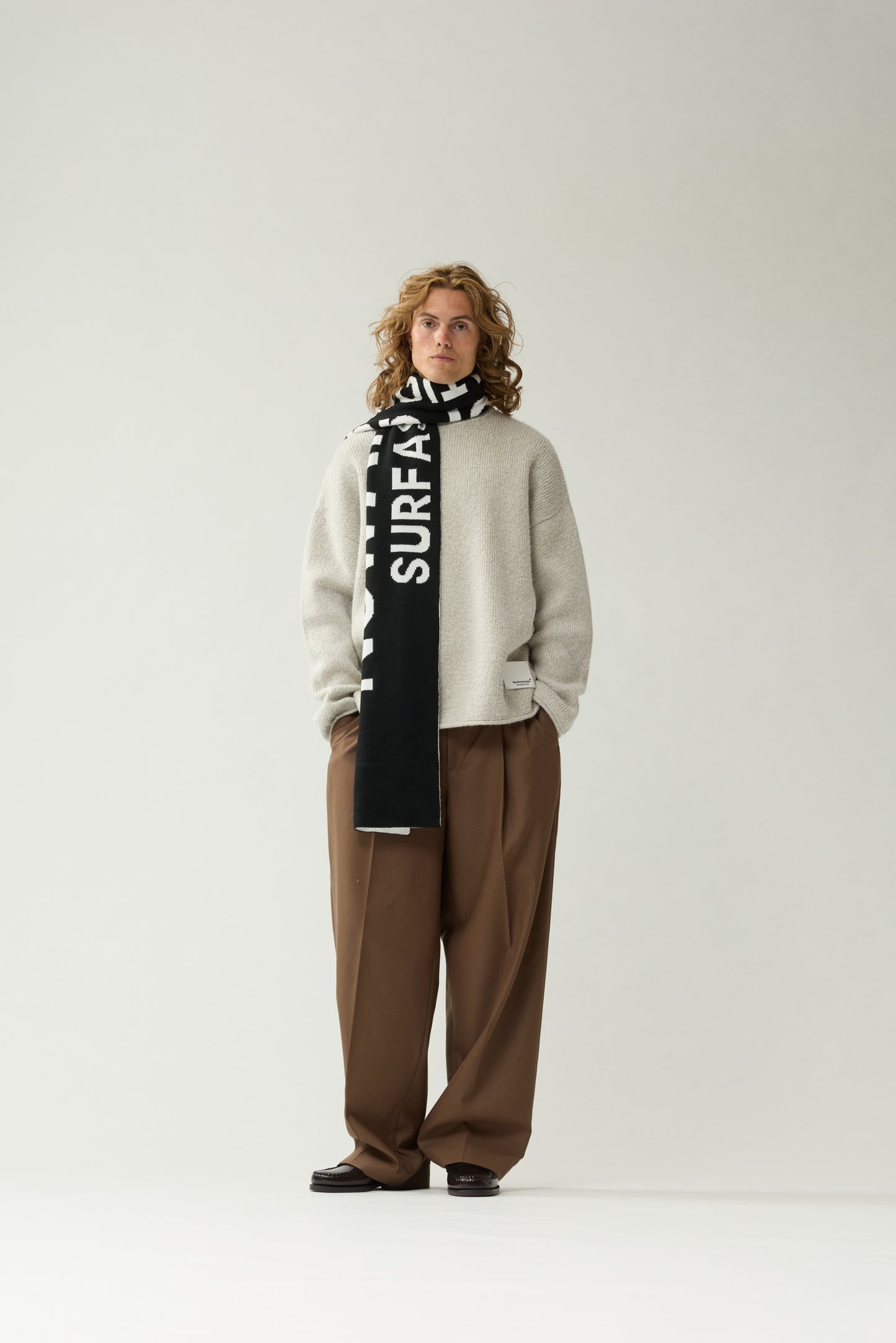 KNITTED STAMP CREWNECK | Grey Melange