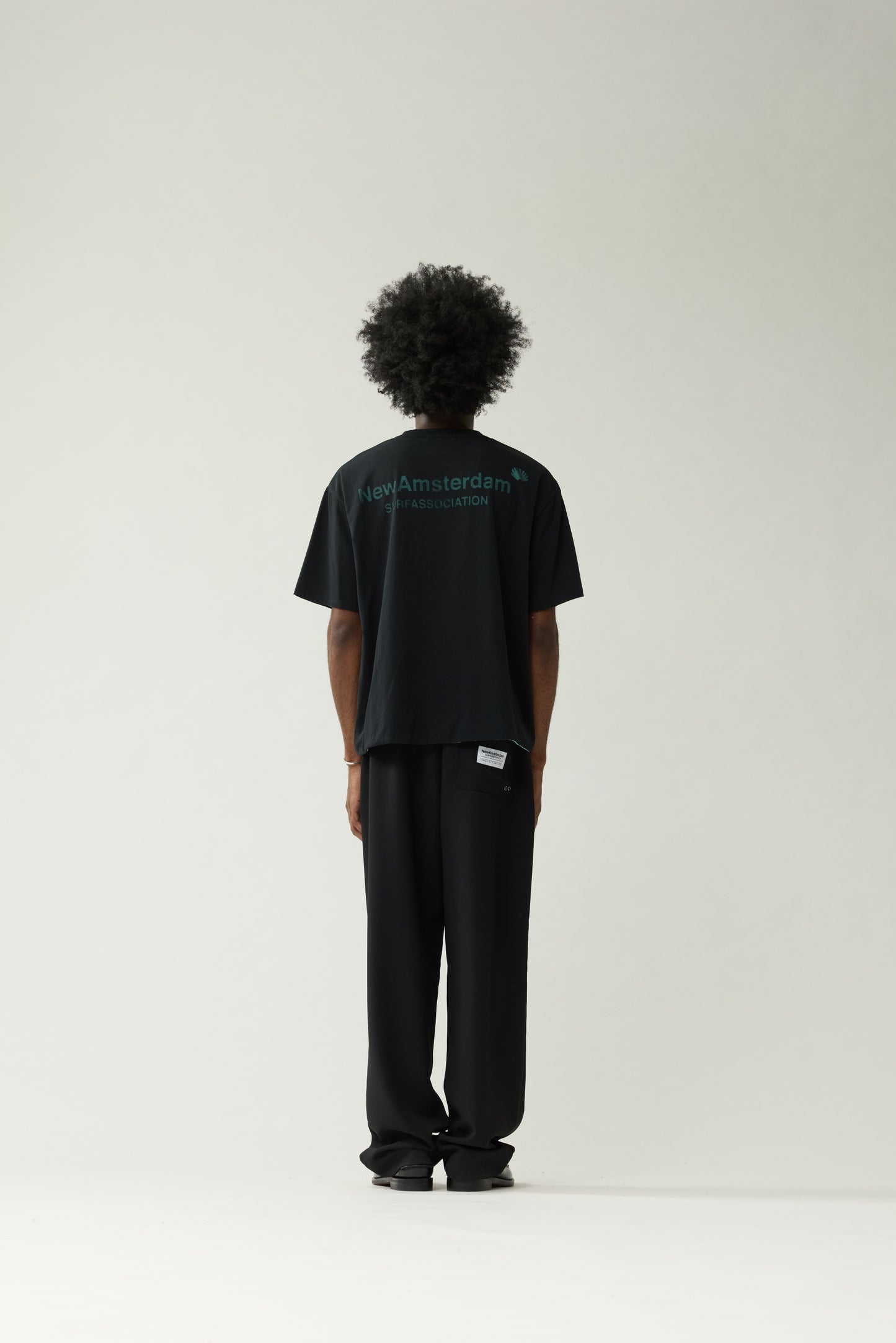 DOUBLE LAYERED LOGO TEE | Black