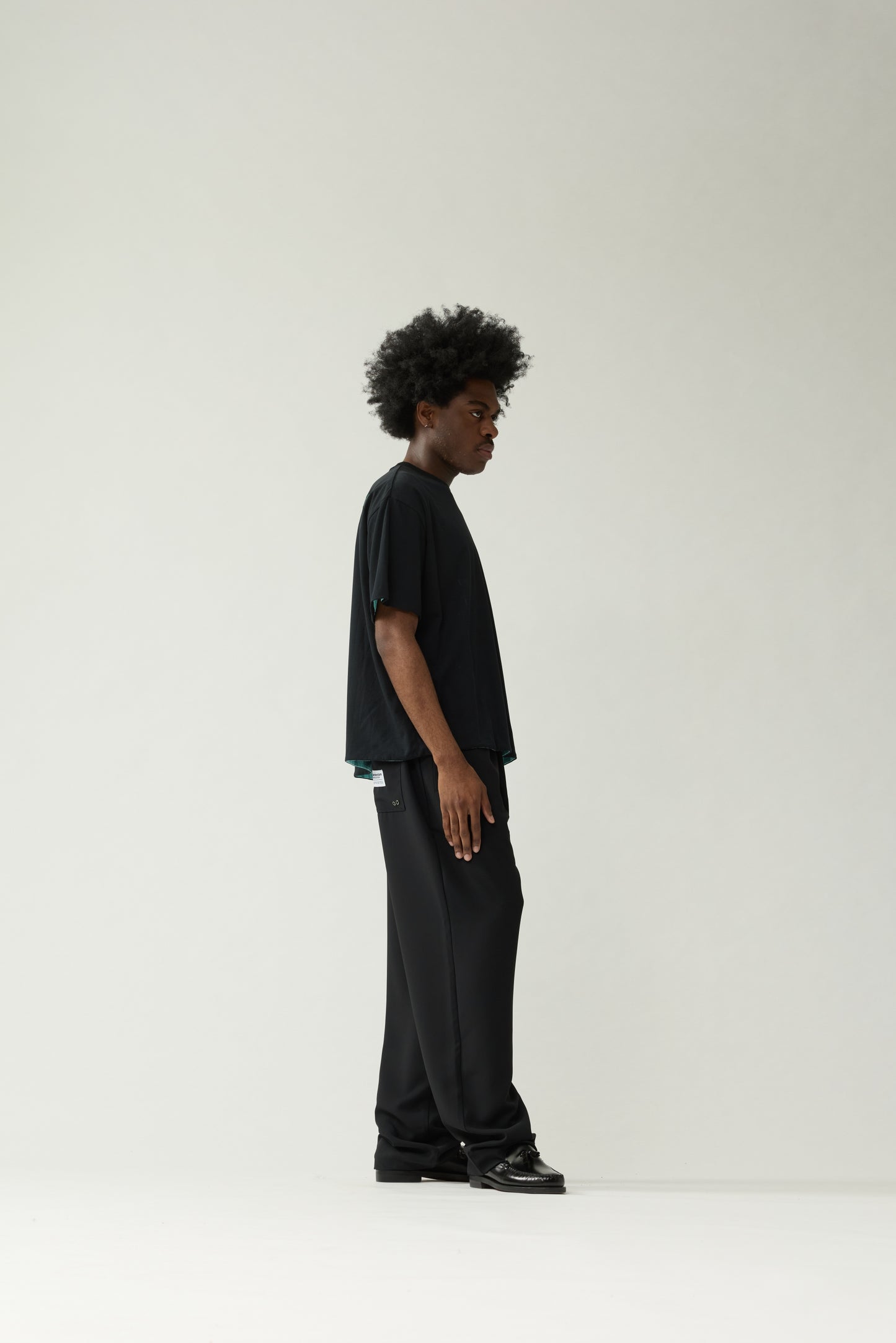 DOUBLE LAYERED LOGO TEE | Black