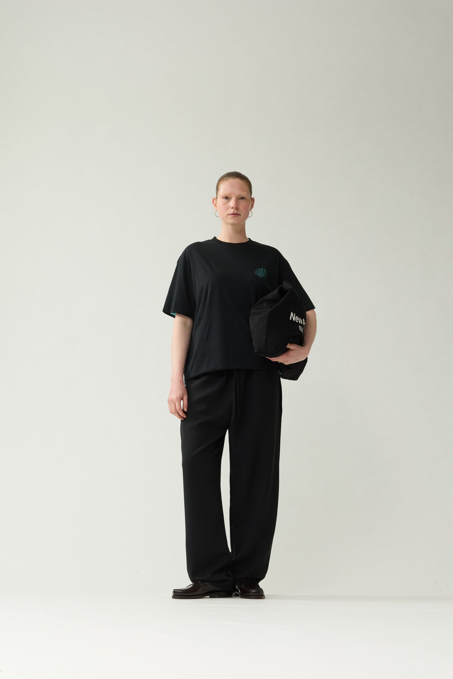 DOUBLE LAYERED LOGO TEE | Black