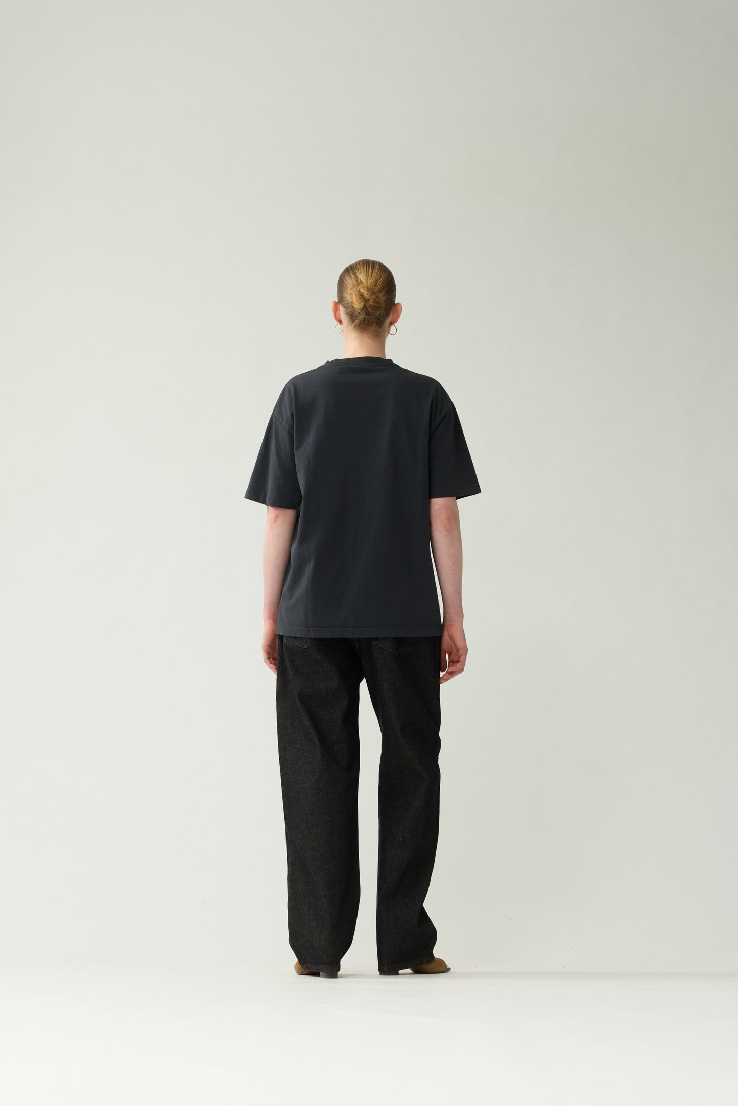 CITY OF WATER TEE | Caviar