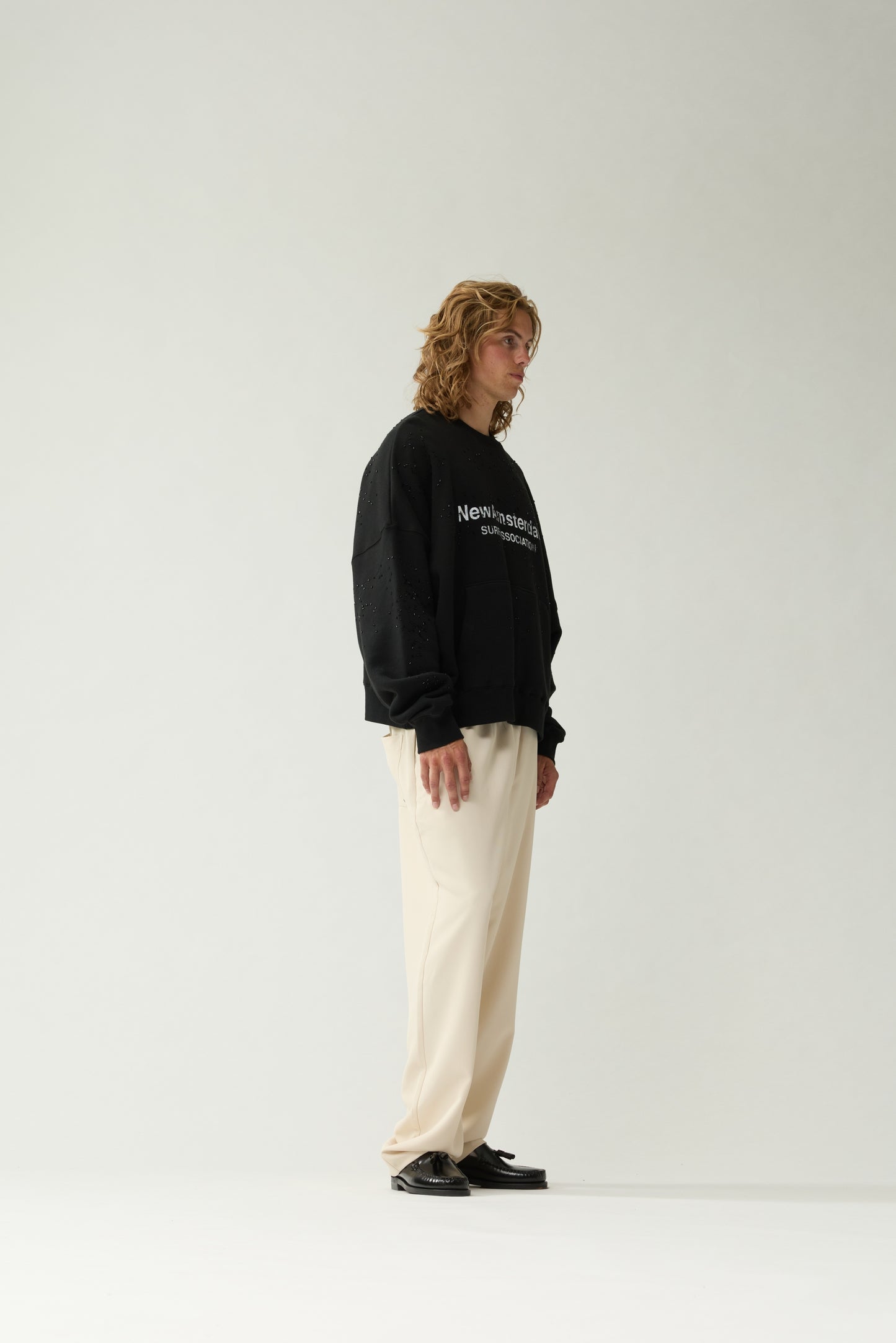 WORKED LOGO CREWNECK STRASS | Black