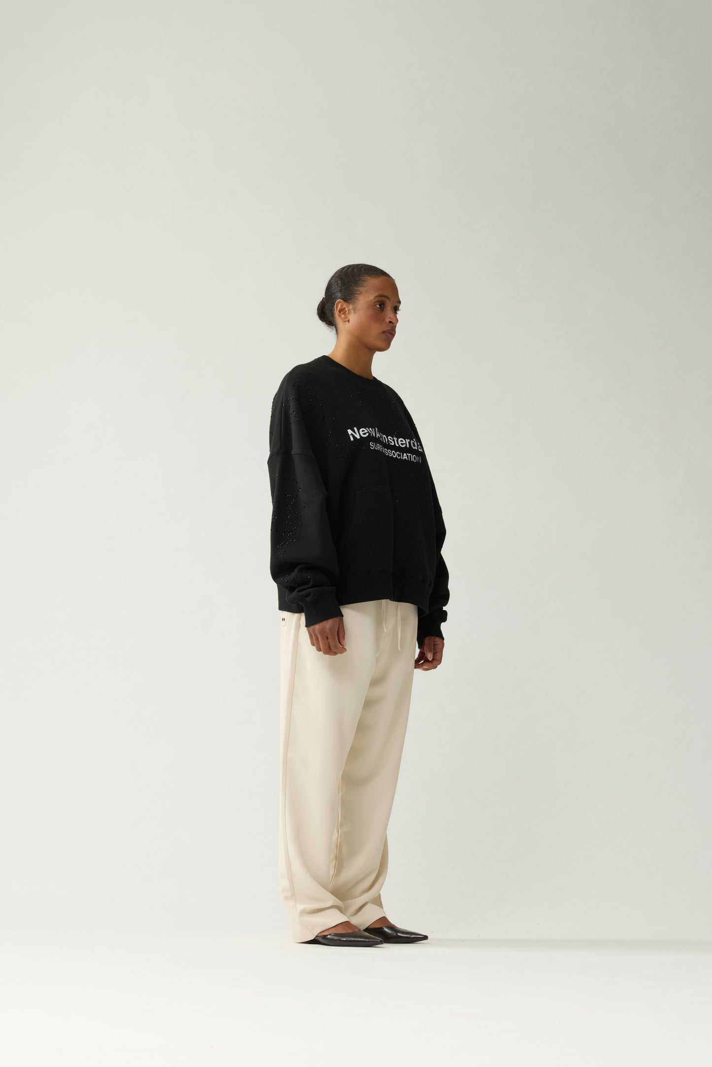 WORKED LOGO CREWNECK STRASS | Black