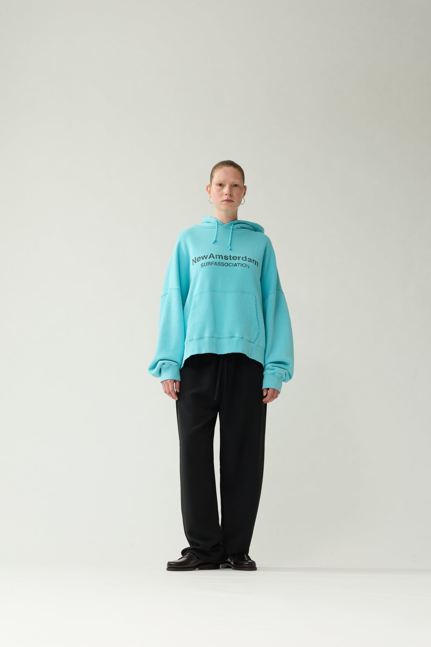 WORKED LOGO HOODIE | Pool