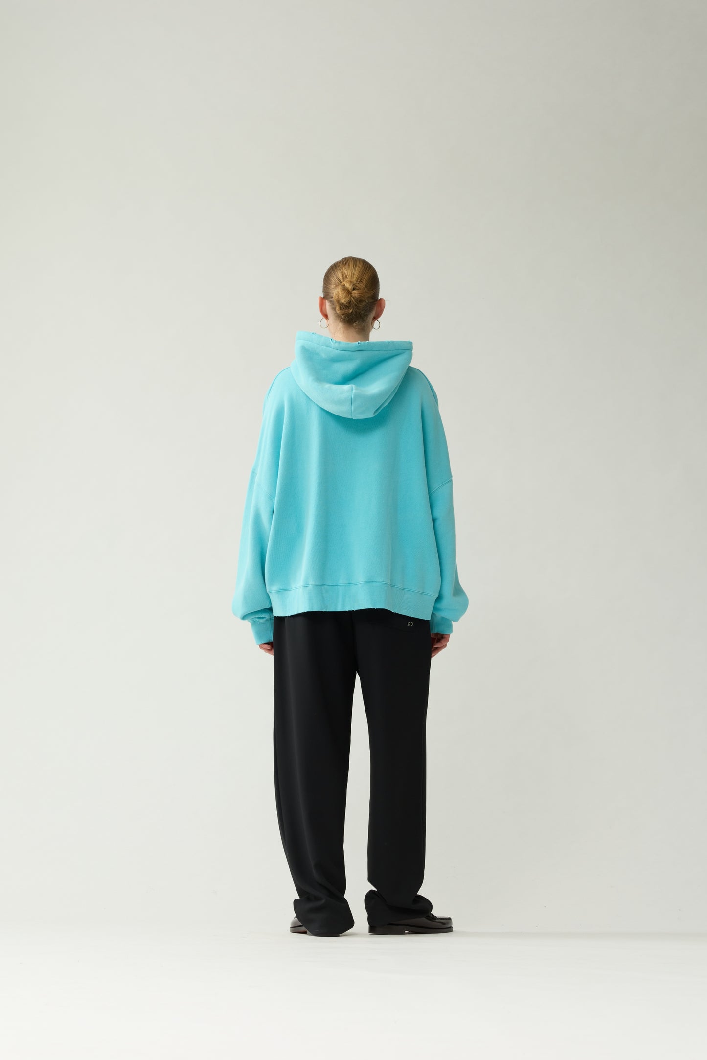 WORKED LOGO HOODIE | Pool