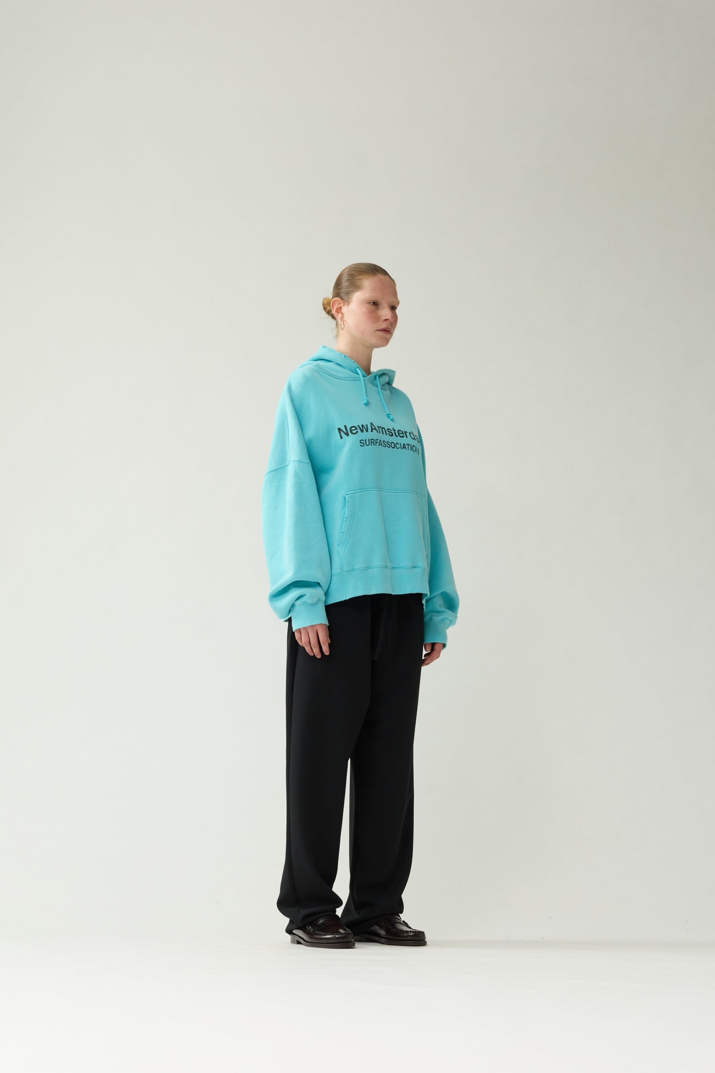 WORKED LOGO HOODIE | Pool