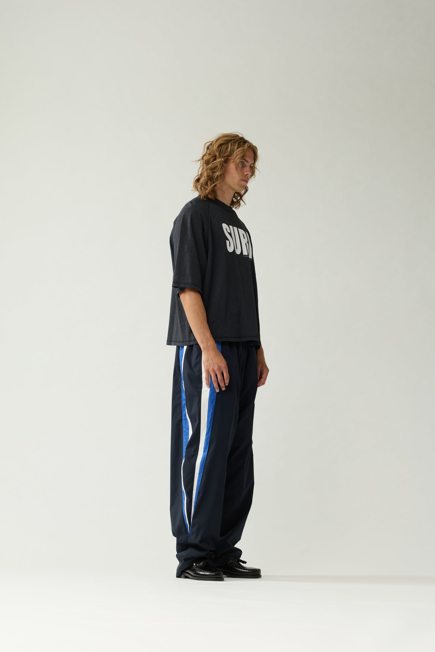 SURF TEE | Caviar
