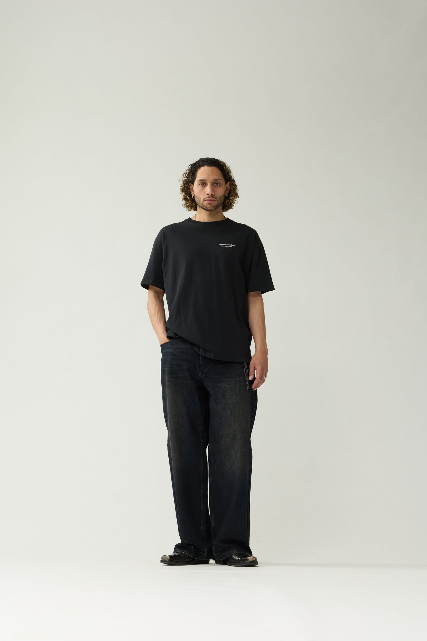 KNOCKED TEE | Black