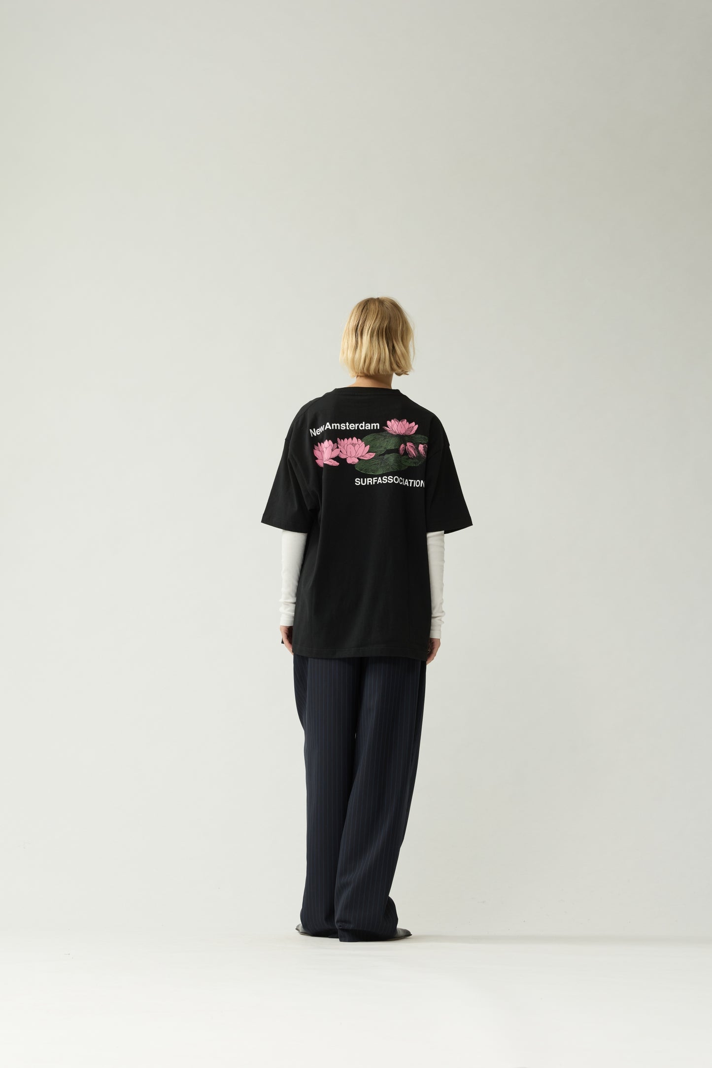 LILIES TEE | Black