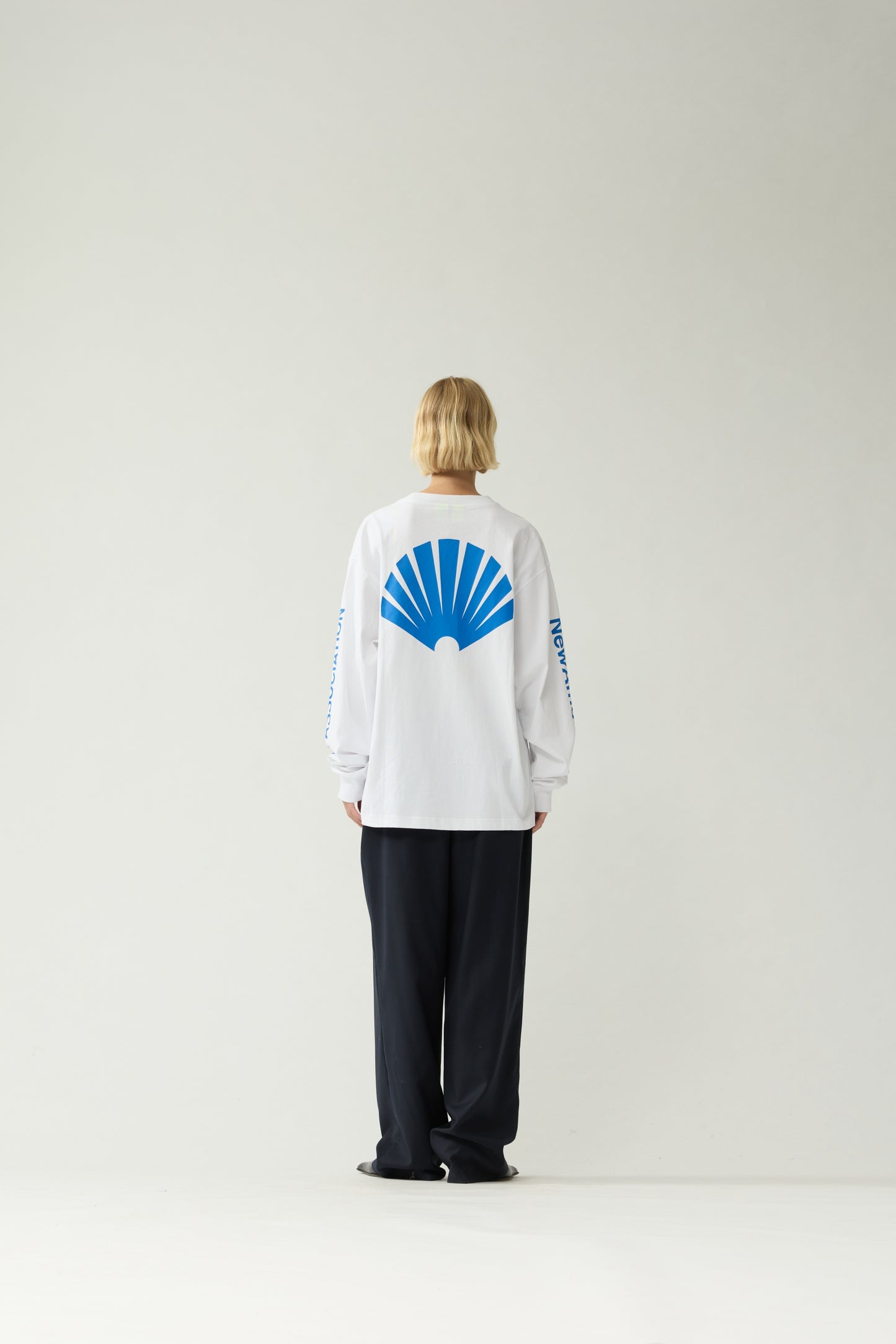 LOGO LONGSLEEVE | White