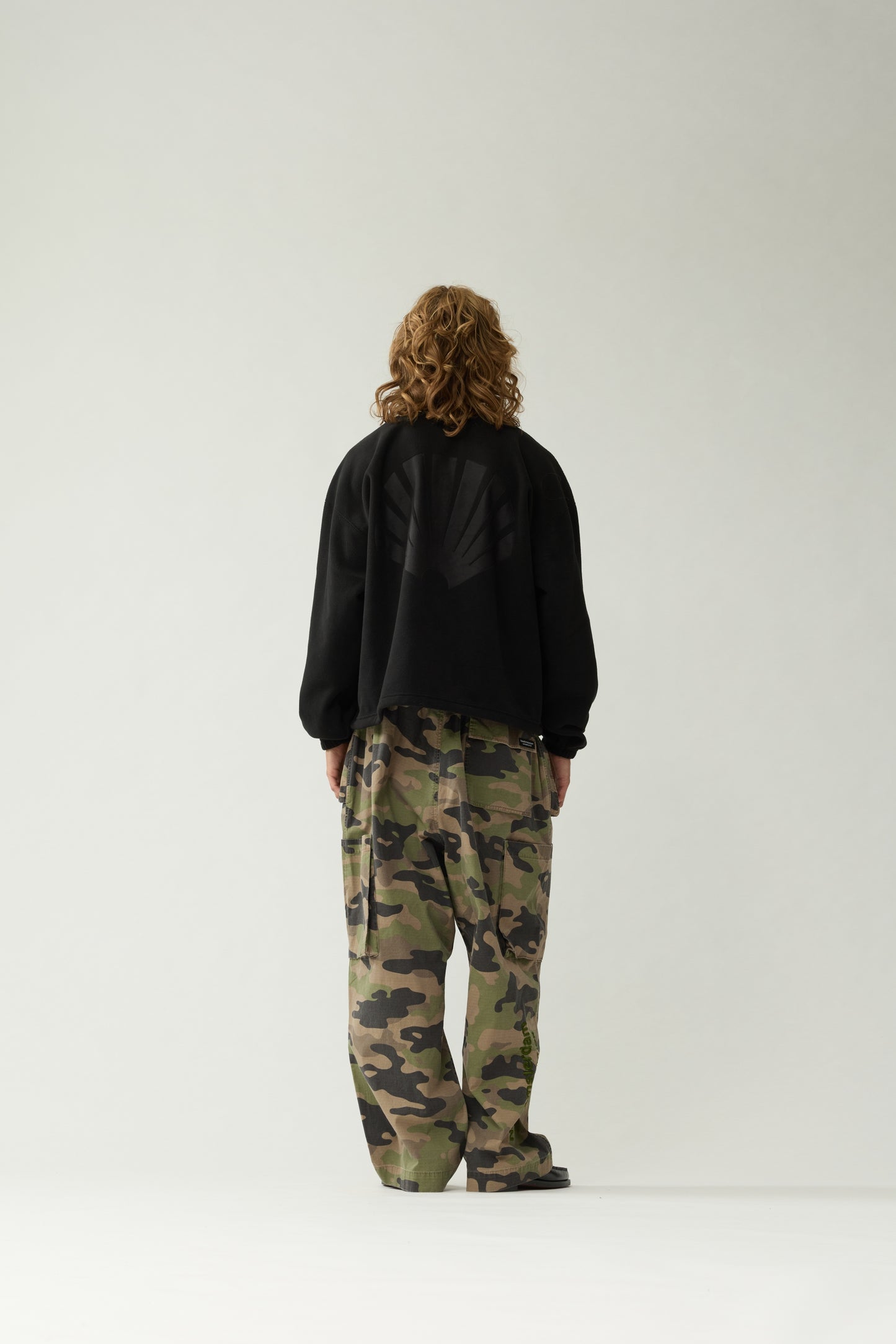 FLEECE CREWNECK | Black