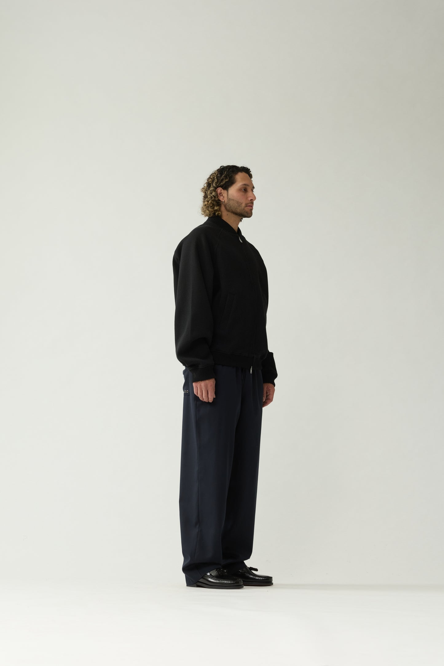 WAFFLE ZIP UP | Black