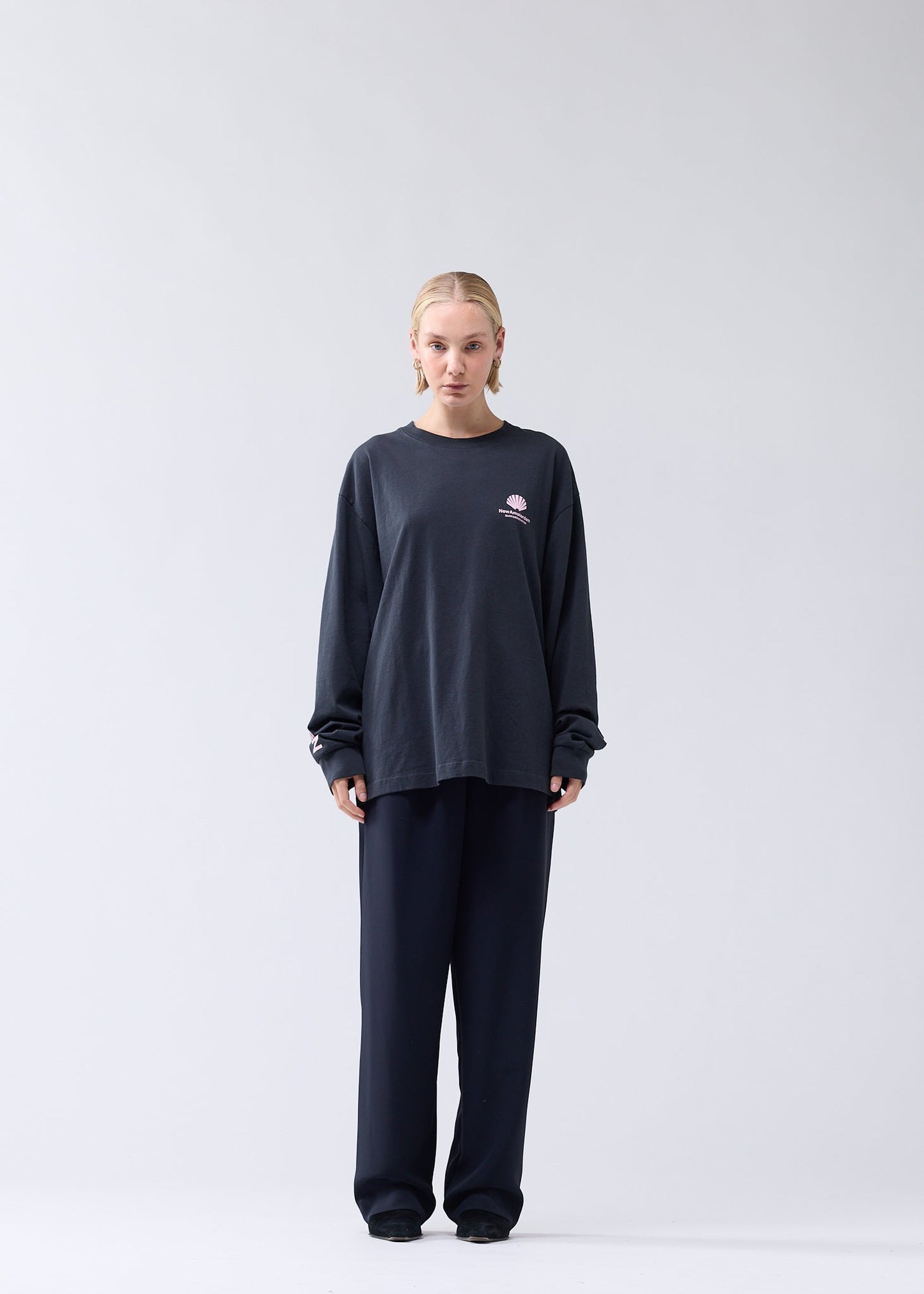 TARGET LONGSLEEVE | Anthracite