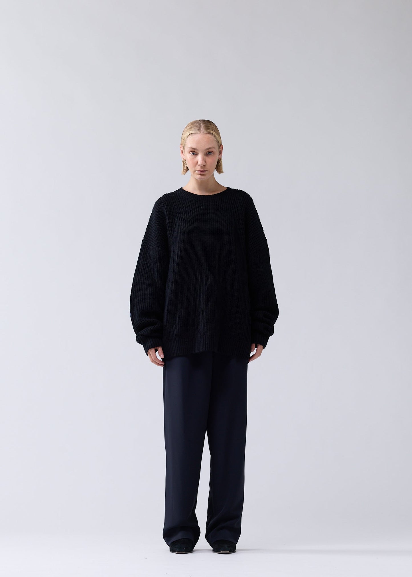 LINE NAME KNIT | Black